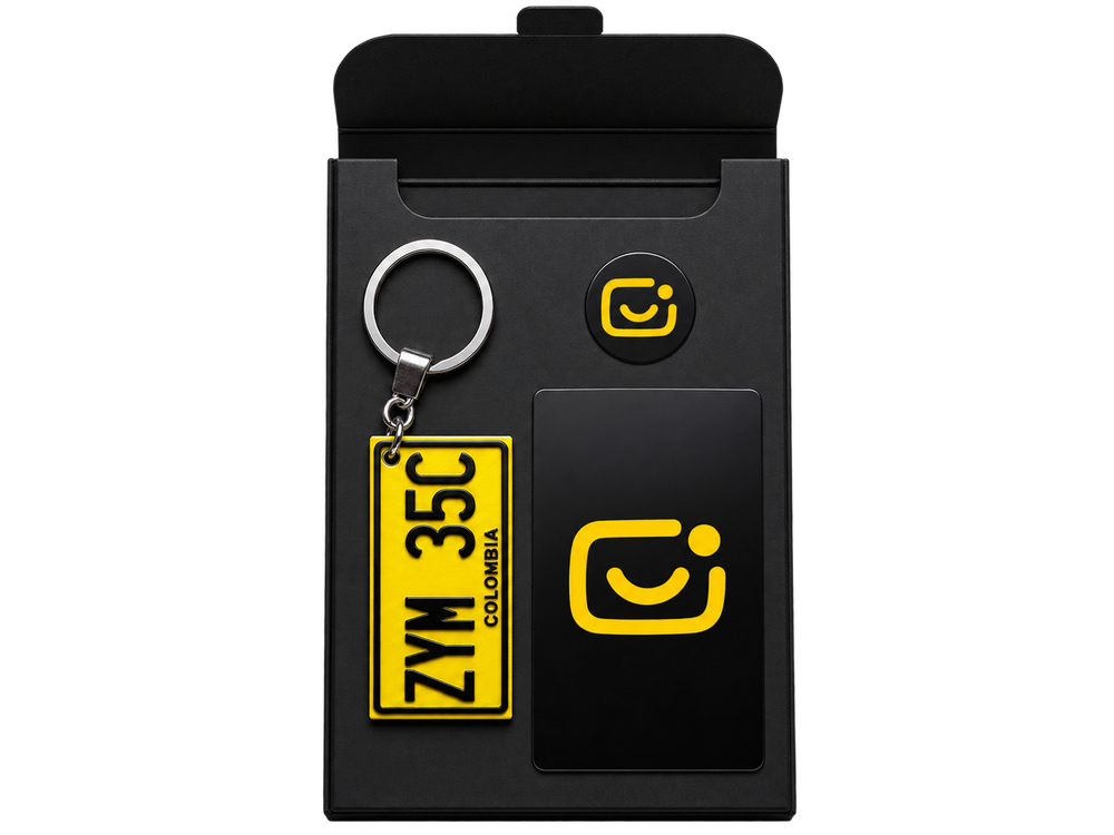 Kit CarLink: llavero personalizado, tarjeta y sticker NFC